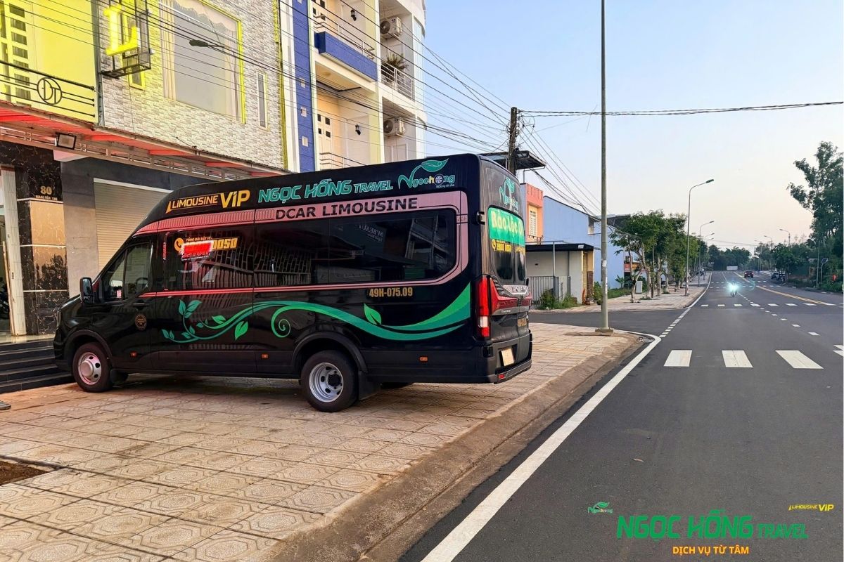 Thuê xe limousine Đà Lạt