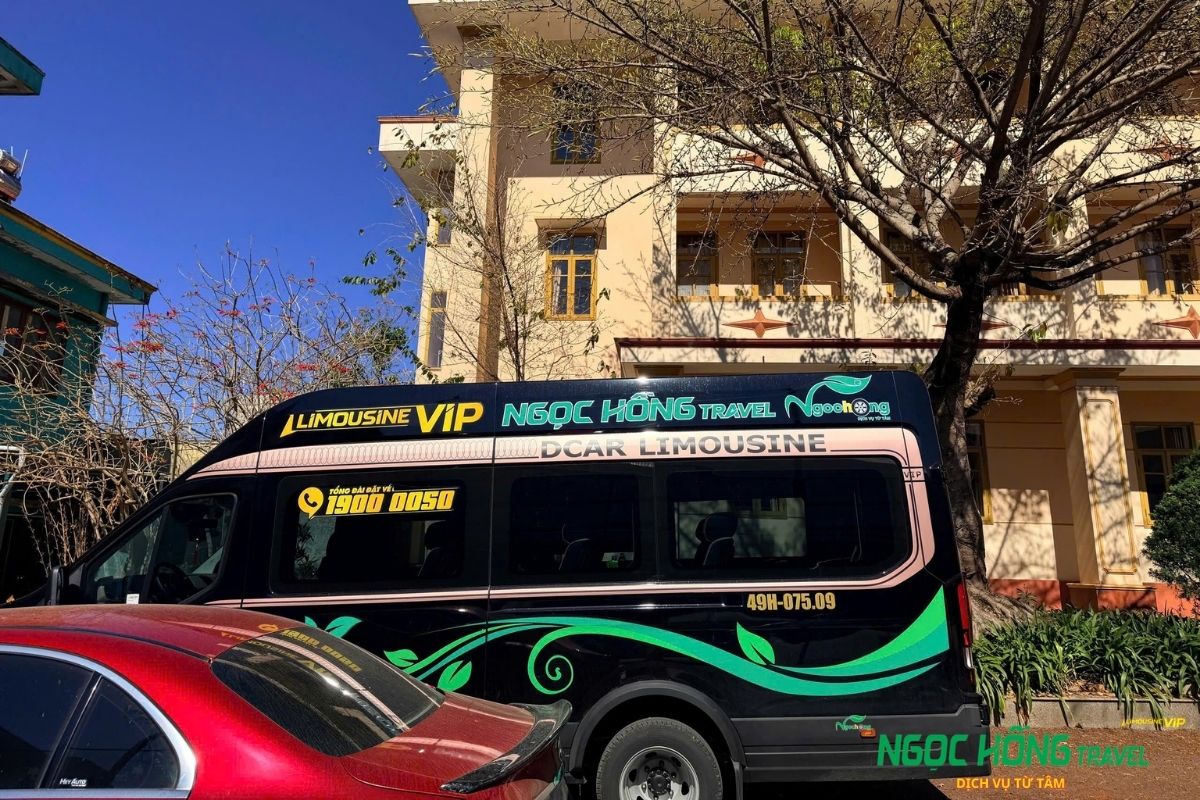 Giá thuê xe limousine 16 chỗ Đà Lạt