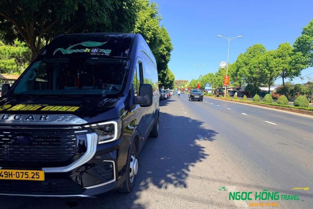 Thuê xe limousine Đà Lạt theo ngày