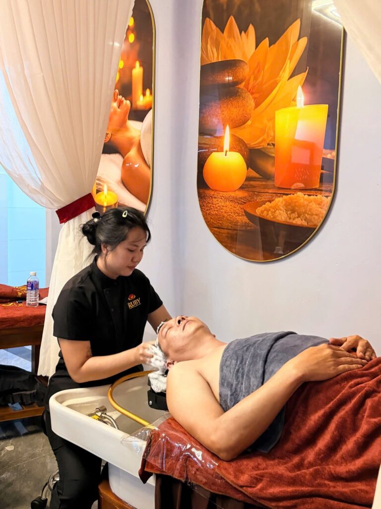 Chăm sóc da chuyên sâu tại Đức Lập