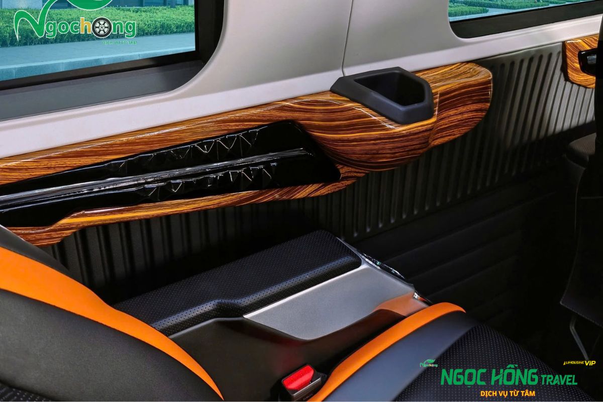 Giá thuê xe limousine 16 chỗ Đà Lạt