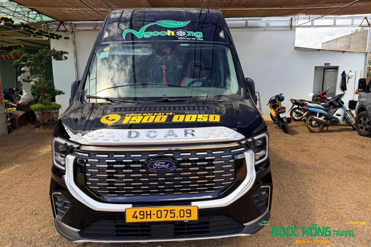 Xe limousine hợp đồng Đà Lạt